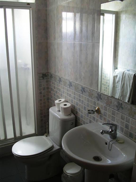 Vicenta Apartaments Torremolinos Buitenkant foto